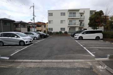 敷地内駐車場(屋外平面式)