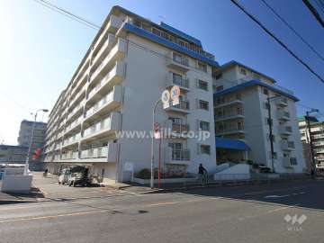 高槻スカイハイツの外観（北東側から）