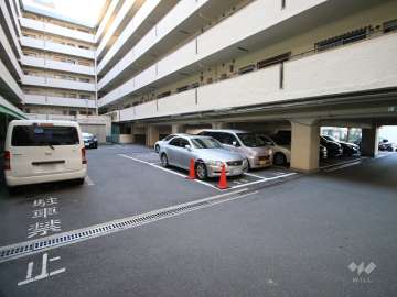 敷地内駐車場（屋外平面式）