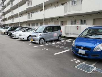 敷地内駐車場（屋外平面式）