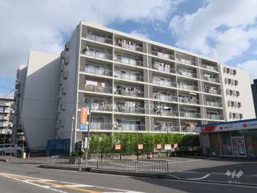 高槻ビューハイツ槻の木のマンション外観（北西側から）