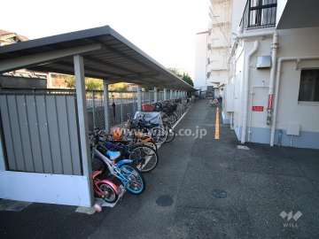 敷地内自転車置場