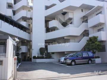 敷地内駐車場（屋外平面式）