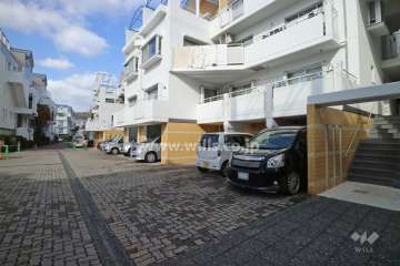 敷地内駐車場（屋外平面式）