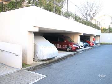 敷地内駐車場（屋内平面式）