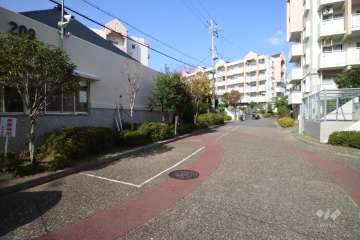 来客用駐車場（屋外平面式）