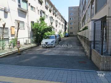 敷地内駐車場（屋外平面式）