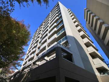 阪急ヒルズコート高槻3番館外観（南東側から）