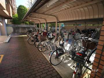 敷地内自転車置場