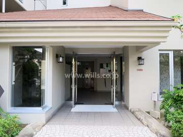 エントランス外観