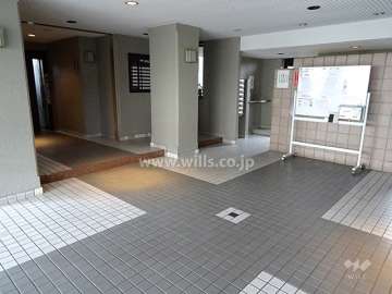 エントランスホール