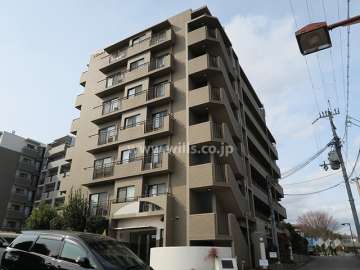 藤和ライブタウン高槻阿武山の外観（北東側から）