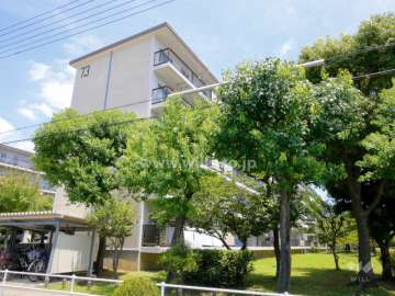 富田第二住宅73棟の外観（南西側から）