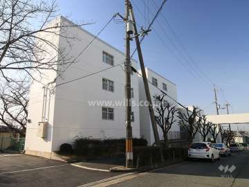 高槻グリーンハイツB棟の外観（北東側から）