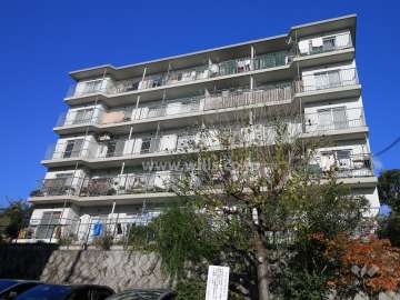 高槻塚原台ハイツ5号棟