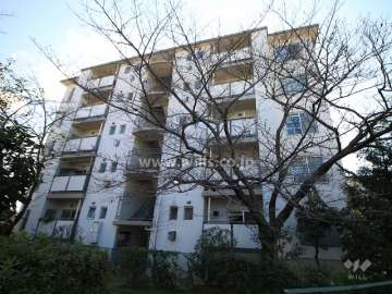 高槻塚原台ハイツ5号棟の外観（北西側から）