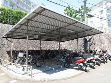 バイク置き場