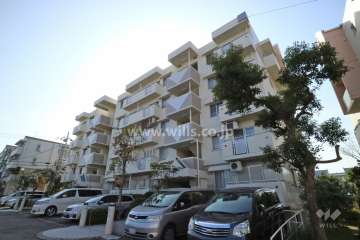 高槻阿武山二番街206号棟の外観(北東側から)