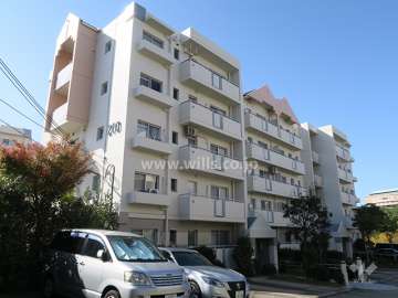 高槻阿武山二番街210号棟の外観北東側から