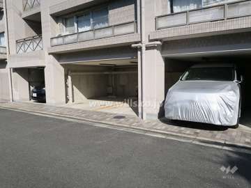 敷地内駐車場（屋内平面式）