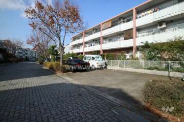 敷地内駐車場(屋外平面式)