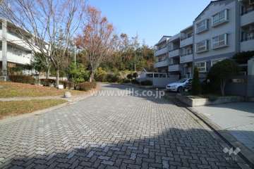 敷地北西側の前面道路