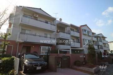 高槻阿武山二番街東E07号棟の外観（北東側から）