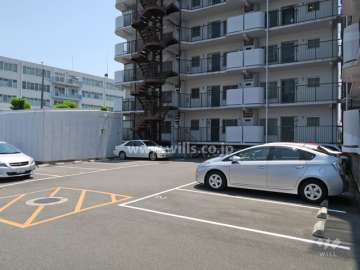 敷地内駐車場（屋外平面式）