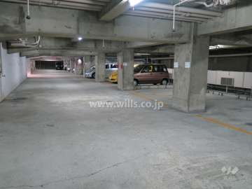 敷地内駐車場（屋内平面式）