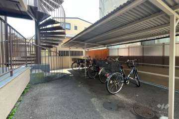 駐輪場　