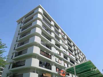 ニチモグリーンタウン茨木5番館の外観（南西側から）