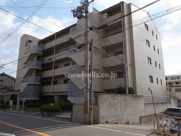 ライオンズマンション長興寺北の外観（北西側から）
