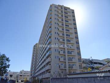 ロジュマン茨木の外観（北東側から）