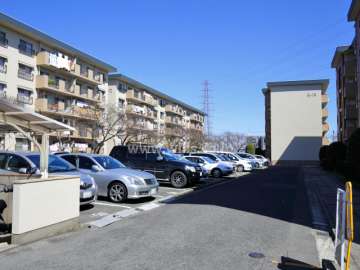 敷地内駐車場（屋外平面式）