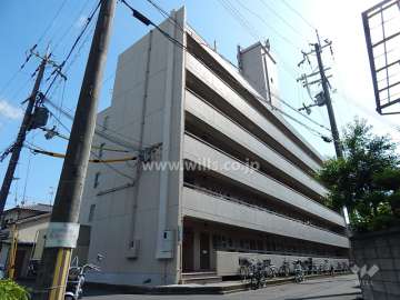 三和住宅第10マンションの外観（北東側から）