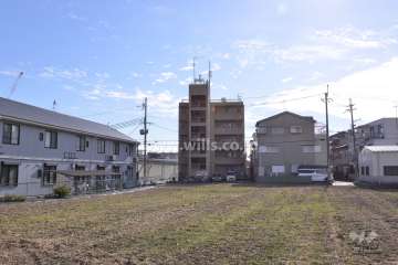 三和第6マンションの遠景（北側から）