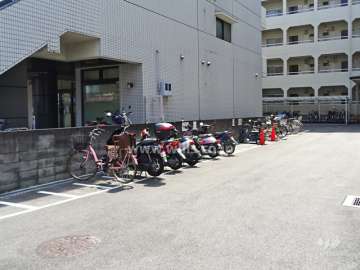 バイク置場