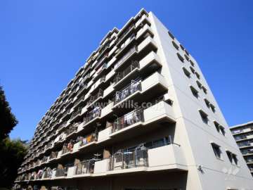 朝日プラザ千里北Ａ棟の外観（南東側から）