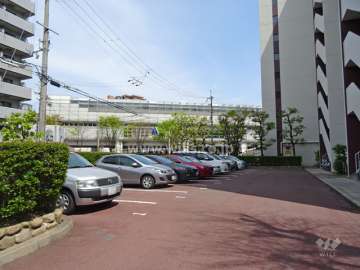 敷地内駐車場（屋外平面式）