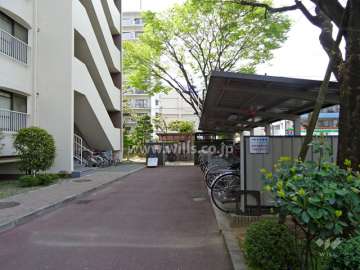 駐輪場