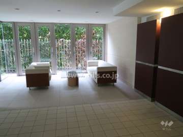 エントランスホール