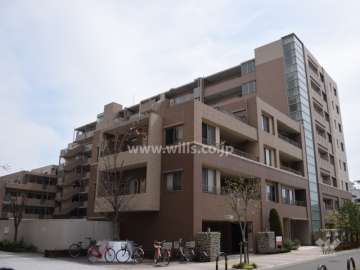 ステイツグラン茨木C棟の外観(北西側から)