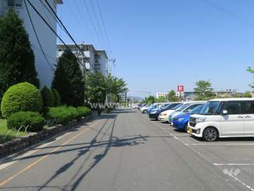 敷地内駐車場（屋外平面式）