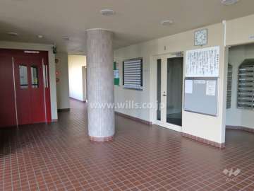 エントランスホール