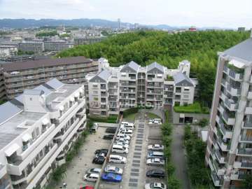 敷地内の駐車場