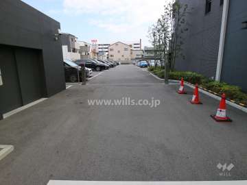 駐車場出入口