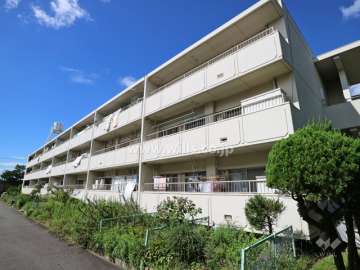 揚羽住宅2号棟の外観(南東側から)