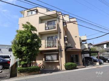 ユニーブルマンション本郷台の外観(東側から)