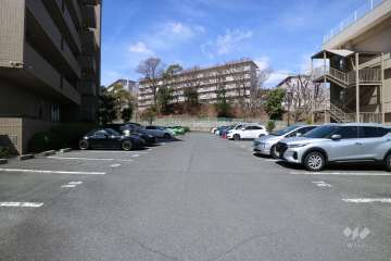 敷地内駐車場（屋外平面式）