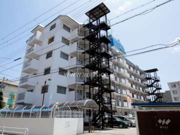 三交宝塚パレスの外観（北西側から）